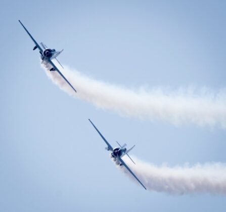 aerial photography of two airplanes flying